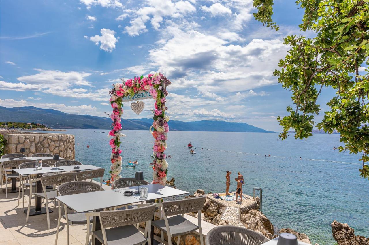 Bed & Breakfast Rocky Novi Vinodolski