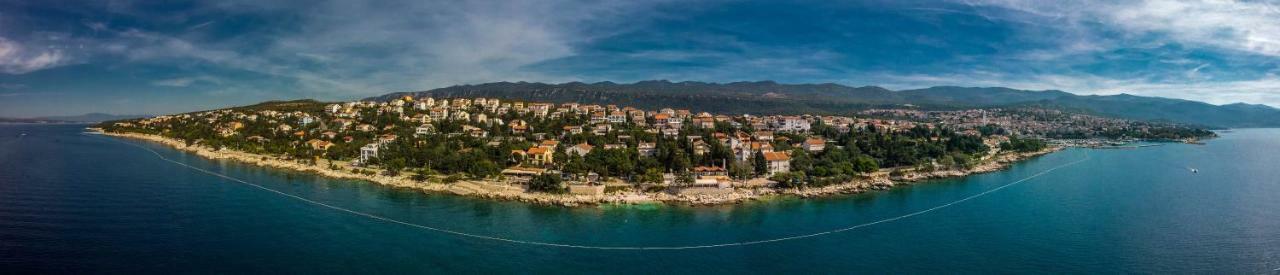 Rocky Bed & Breakfast 4*