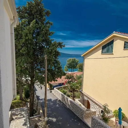 Rocky Beach Rooms Novi Vinodolski Exterior foto